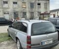 Сірий Опель Омега, об'ємом двигуна 2 л та пробігом 300 тис. км за 900 $, фото 2 на Automoto.ua