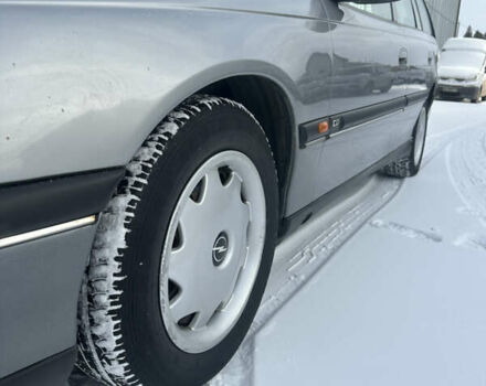 Серый Опель Омега, объемом двигателя 0 л и пробегом 315 тыс. км за 1850 $, фото 9 на Automoto.ua