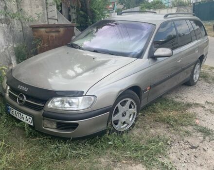 Сірий Опель Омега, об'ємом двигуна 2.5 л та пробігом 224 тис. км за 3000 $, фото 6 на Automoto.ua
