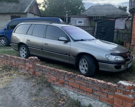 Сірий Опель Омега, об'ємом двигуна 2.5 л та пробігом 224 тис. км за 3000 $, фото 2 на Automoto.ua