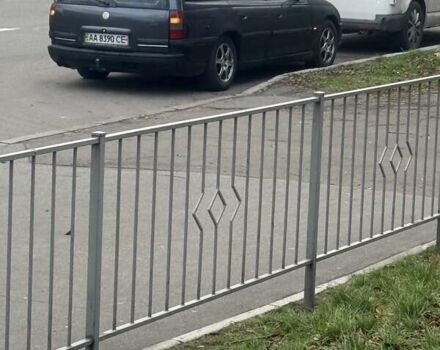 Сірий Опель Омега, об'ємом двигуна 2 л та пробігом 247 тис. км за 2200 $, фото 30 на Automoto.ua