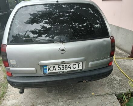 Сірий Опель Омега, об'ємом двигуна 2 л та пробігом 443 тис. км за 2000 $, фото 5 на Automoto.ua
