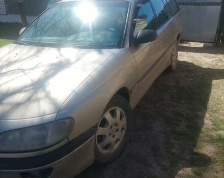 Сірий Опель Омега, об'ємом двигуна 2 л та пробігом 420 тис. км за 1800 $, фото 1 на Automoto.ua