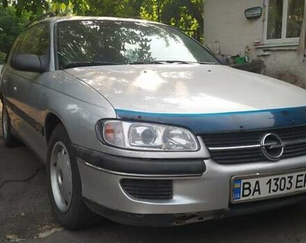 Серый Опель Омега, объемом двигателя 2 л и пробегом 280 тыс. км за 3000 $, фото 6 на Automoto.ua