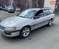 Сірий Опель Омега, об'ємом двигуна 2.5 л та пробігом 235 тис. км за 2500 $, фото 1 на Automoto.ua