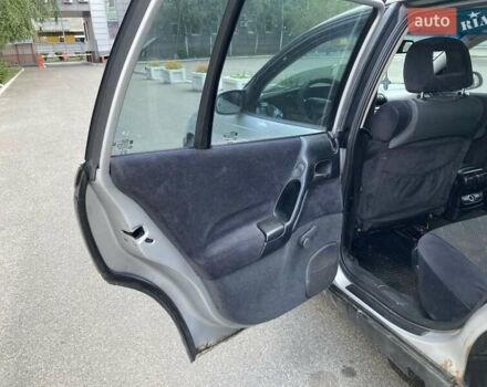 Сірий Опель Омега, об'ємом двигуна 2.5 л та пробігом 235 тис. км за 2500 $, фото 5 на Automoto.ua