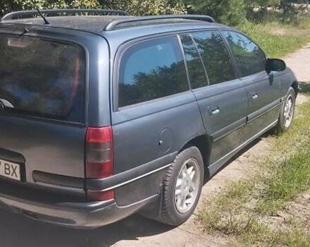 Сірий Опель Омега, об'ємом двигуна 2.5 л та пробігом 320 тис. км за 2600 $, фото 1 на Automoto.ua