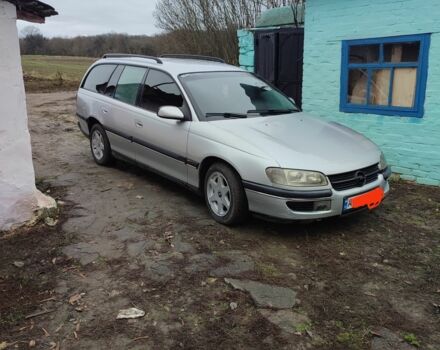 Серый Опель Омега, объемом двигателя 2 л и пробегом 360 тыс. км за 1650 $, фото 5 на Automoto.ua