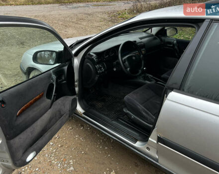 Сірий Опель Омега, об'ємом двигуна 2 л та пробігом 375 тис. км за 1900 $, фото 14 на Automoto.ua