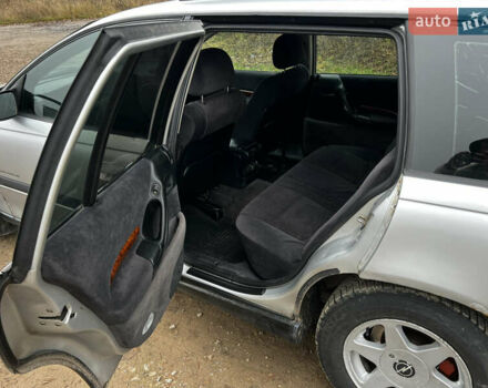 Сірий Опель Омега, об'ємом двигуна 2 л та пробігом 375 тис. км за 1900 $, фото 8 на Automoto.ua