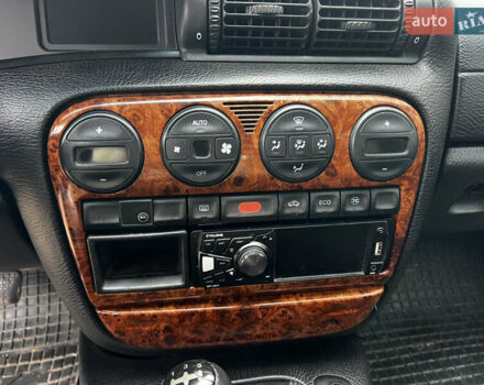 Сірий Опель Омега, об'ємом двигуна 2 л та пробігом 375 тис. км за 1900 $, фото 18 на Automoto.ua