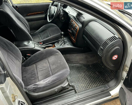 Сірий Опель Омега, об'ємом двигуна 2 л та пробігом 375 тис. км за 1900 $, фото 13 на Automoto.ua