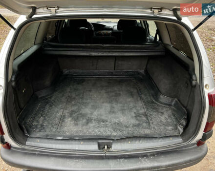 Сірий Опель Омега, об'ємом двигуна 2 л та пробігом 375 тис. км за 1900 $, фото 7 на Automoto.ua