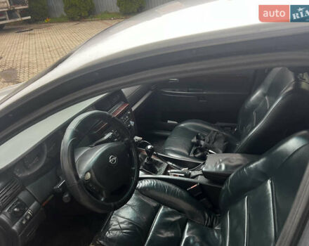 Серый Опель Омега, объемом двигателя 2.17 л и пробегом 401 тыс. км за 3200 $, фото 4 на Automoto.ua