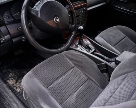 Серый Опель Омега, объемом двигателя 0 л и пробегом 250 тыс. км за 1500 $, фото 4 на Automoto.ua