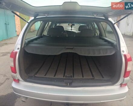 Сірий Опель Омега, об'ємом двигуна 2.2 л та пробігом 178 тис. км за 3500 $, фото 6 на Automoto.ua