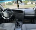 Сірий Опель Омега, об'ємом двигуна 2.2 л та пробігом 325 тис. км за 2000 $, фото 6 на Automoto.ua