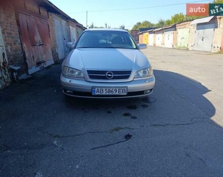 Сірий Опель Омега, об'ємом двигуна 2.2 л та пробігом 178 тис. км за 3900 $, фото 10 на Automoto.ua