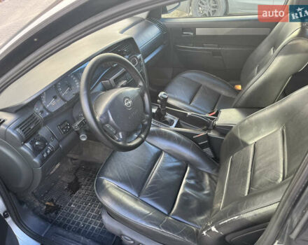 Серый Опель Омега, объемом двигателя 2.5 л и пробегом 287 тыс. км за 3700 $, фото 35 на Automoto.ua