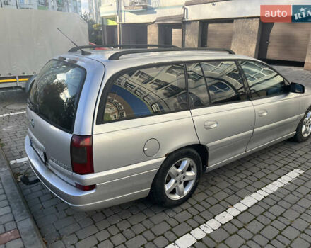 Серый Опель Омега, объемом двигателя 2.5 л и пробегом 287 тыс. км за 3700 $, фото 3 на Automoto.ua