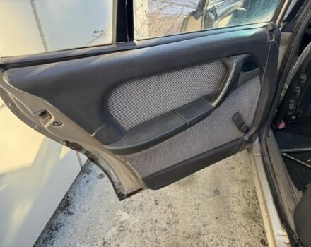 Серый Опель Омега, объемом двигателя 2 л и пробегом 260 тыс. км за 1050 $, фото 14 на Automoto.ua