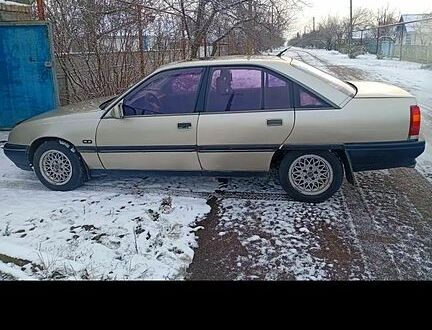 Серый Опель Омега, объемом двигателя 2 л и пробегом 280 тыс. км за 1300 $, фото 1 на Automoto.ua