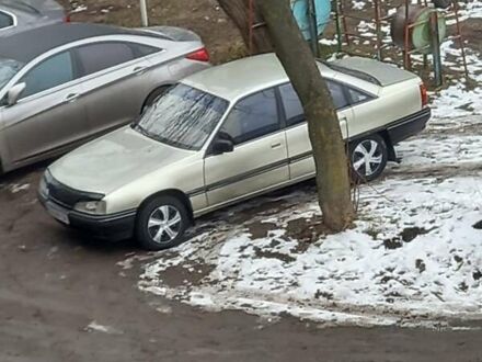 Опель Омега 1987 у Нежине на Automoto.ua Сірий Опель Омега, об'ємом двигуна 2 л та пробігом 350 тис. км за 1500 $, фото 1 на Automoto.ua