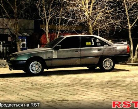 Серый Опель Омега, объемом двигателя 2 л и пробегом 250 тыс. км за 1700 $, фото 1 на Automoto.ua
