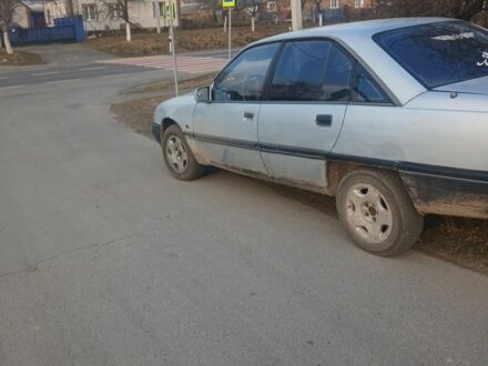 Опель Омега 1987 у Луцьку на Automoto.ua Сірий Опель Омега, об'ємом двигуна 2 л та пробігом 400 тис. км за 850 $, фото 1 на Automoto.ua