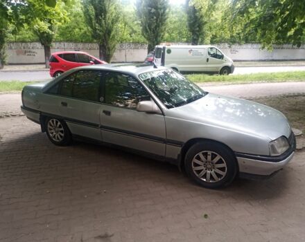 Сірий Опель Омега, об'ємом двигуна 2 л та пробігом 350 тис. км за 2000 $, фото 1 на Automoto.ua