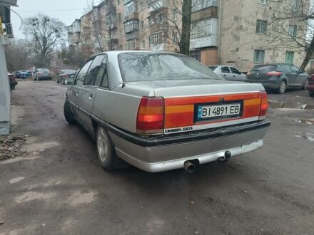 Серый Опель Омега, объемом двигателя 2 л и пробегом 388 тыс. км за 710 $, фото 1 на Automoto.ua