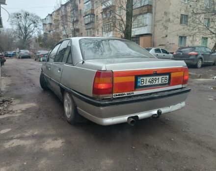 Серый Опель Омега, объемом двигателя 2 л и пробегом 388 тыс. км за 710 $, фото 1 на Automoto.ua