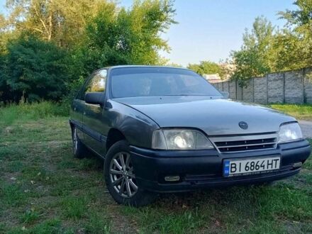 Опель Омега 1989 у Александрие на Automoto.ua Сірий Опель Омега, об'ємом двигуна 2 л та пробігом 300 тис. км за 1650 $, фото 1 на Automoto.ua