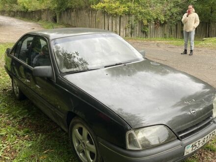 Опель Омега 1989 у Тернополі на Automoto.ua Сірий Опель Омега, об'ємом двигуна 0 л та пробігом 200 тис. км за 461 $, фото 1 на Automoto.ua