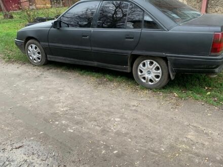 Серый Опель Омега, объемом двигателя 2 л и пробегом 200 тыс. км за 475 $, фото 1 на Automoto.ua