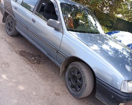 Серый Опель Омега, объемом двигателя 0 л и пробегом 430 тыс. км за 1732 $, фото 1 на Automoto.ua