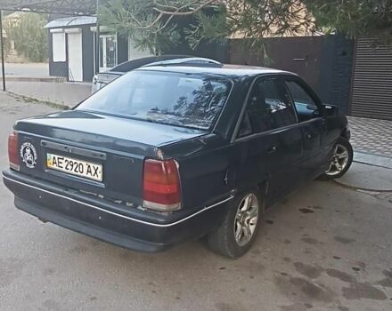 Сірий Опель Омега, об'ємом двигуна 2 л та пробігом 3 тис. км за 557 $, фото 1 на Automoto.ua