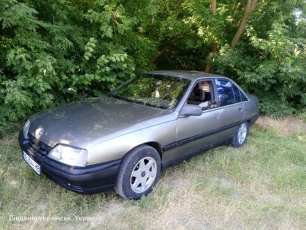 Сірий Опель Омега, об'ємом двигуна 2 л та пробігом 1 тис. км за 1014 $, фото 1 на Automoto.ua