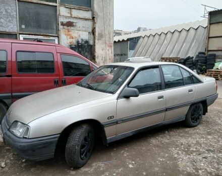 Серый Опель Омега, объемом двигателя 2 л и пробегом 200 тыс. км за 600 $, фото 1 на Automoto.ua