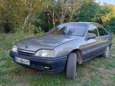 Опель Омега 1989 у Александрие на Automoto.ua Сірий Опель Омега, об'ємом двигуна 2 л та пробігом 300 тис. км за 2300 $, фото 1 на Automoto.ua