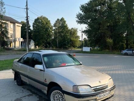 Опель Омега 1992 в Черновцах на Automoto.ua Серый Опель Омега, объемом двигателя 2 л и пробегом 250 тыс. км за 1200 $, фото 1 на Automoto.ua