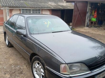 Сірий Опель Омега, об'ємом двигуна 2 л та пробігом 100 тис. км за 1300 $, фото 1 на Automoto.ua