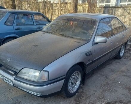 Серый Опель Омега, объемом двигателя 2 л и пробегом 300 тыс. км за 1900 $, фото 1 на Automoto.ua