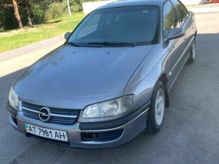 Серый Опель Омега, объемом двигателя 2 л и пробегом 300 тыс. км за 2000 $, фото 1 на Automoto.ua