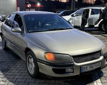 Серый Опель Омега, объемом двигателя 3 л и пробегом 253 тыс. км за 1900 $, фото 1 на Automoto.ua