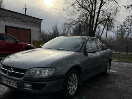 Серый Опель Омега, объемом двигателя 2.5 л и пробегом 356 тыс. км за 3800 $, фото 1 на Automoto.ua
