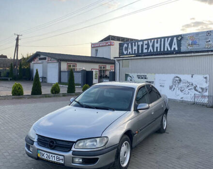 Серый Опель Омега, объемом двигателя 2 л и пробегом 195 тыс. км за 1650 $, фото 1 на Automoto.ua