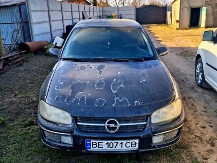 Серый Опель Омега, объемом двигателя 2.5 л и пробегом 0 тыс. км за 2200 $, фото 1 на Automoto.ua