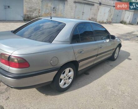 Сірий Опель Омега, об'ємом двигуна 2 л та пробігом 257 тис. км за 4100 $, фото 1 на Automoto.ua