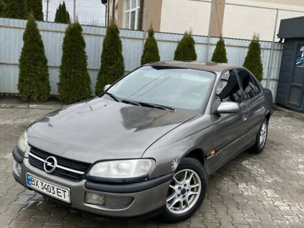 Серый Опель Омега, объемом двигателя 2.5 л и пробегом 300 тыс. км за 2300 $, фото 1 на Automoto.ua